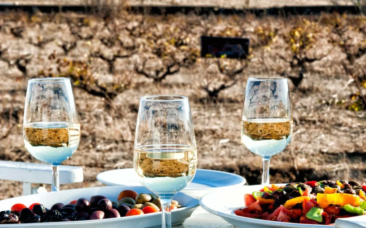 gr_cycling_mykonos4[1]